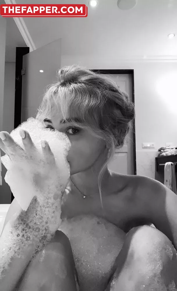 Sabrina Carpenter  Onlyfans Leaked Nude Image #C04gf9QZsd