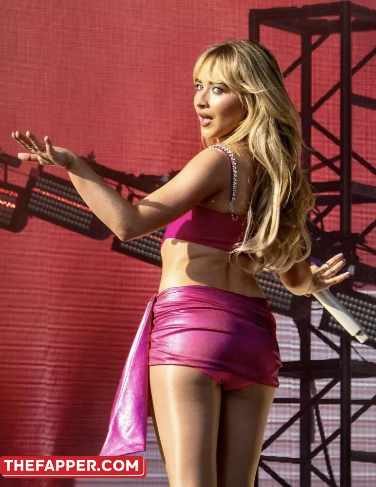 Sabrina Carpenter  Onlyfans Leaked Nude Image #Q47WxLCx39