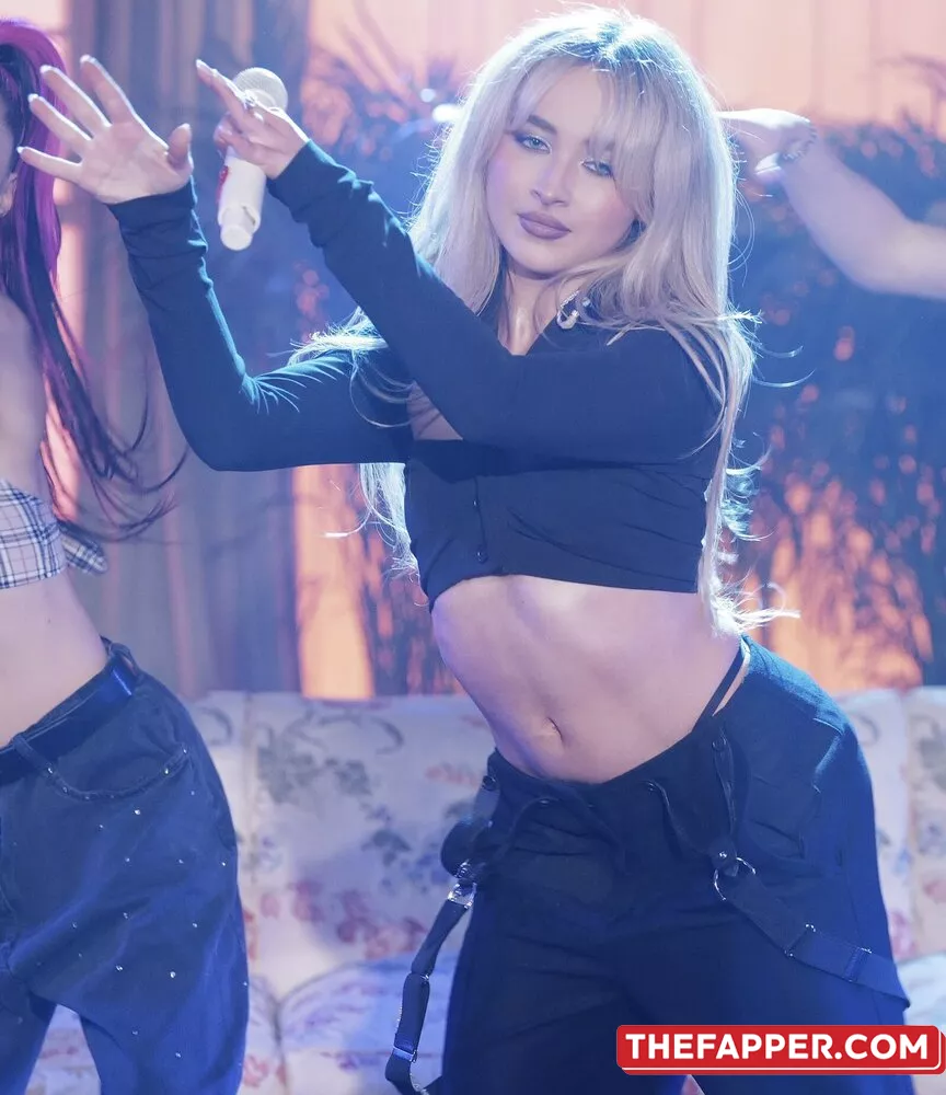Sabrina Carpenter  Onlyfans Leaked Nude Image #RKNegRlkay