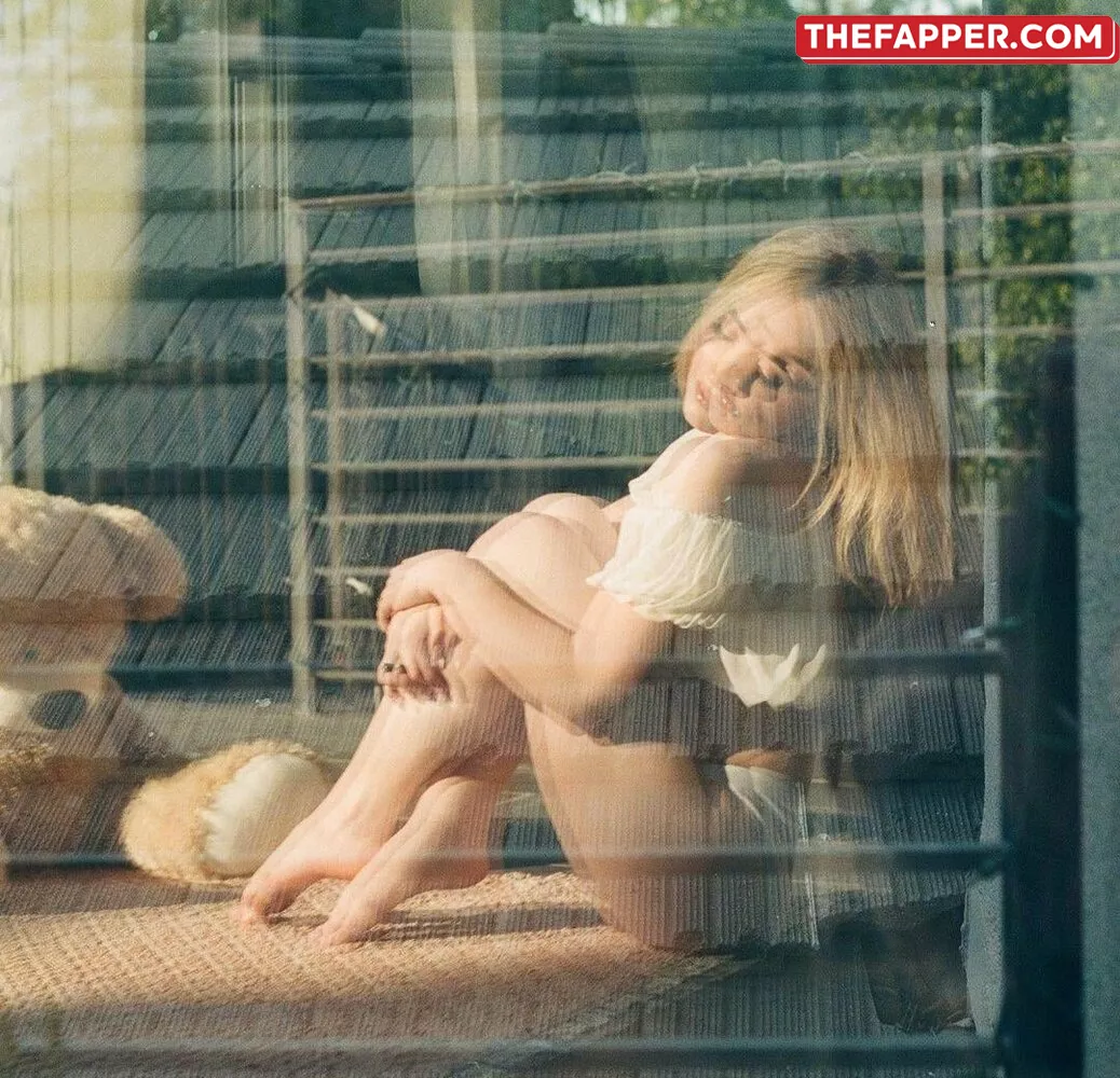 Sabrina Carpenter  Onlyfans Leaked Nude Image #YnzERkZUq7