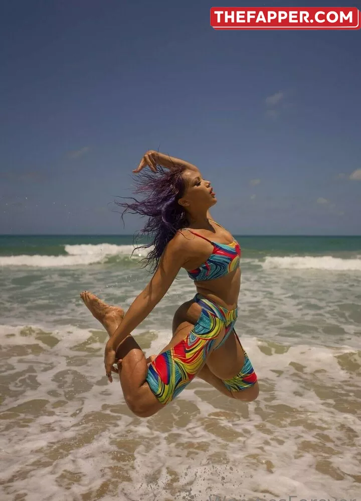 Salina De La Renta  Onlyfans Leaked Nude Image #ltaqjwoElv