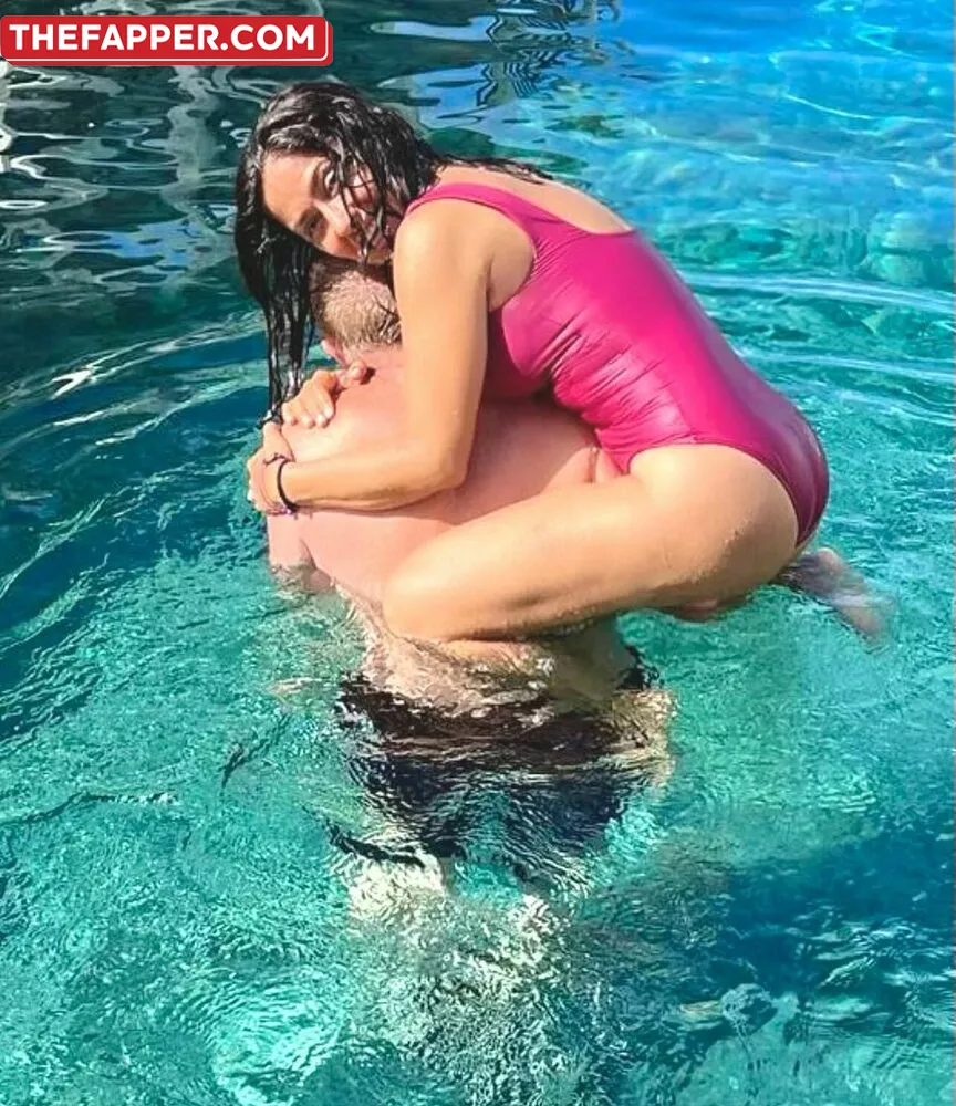 Salma Hayek  Onlyfans Leaked Nude Image #3qWBhsOh50