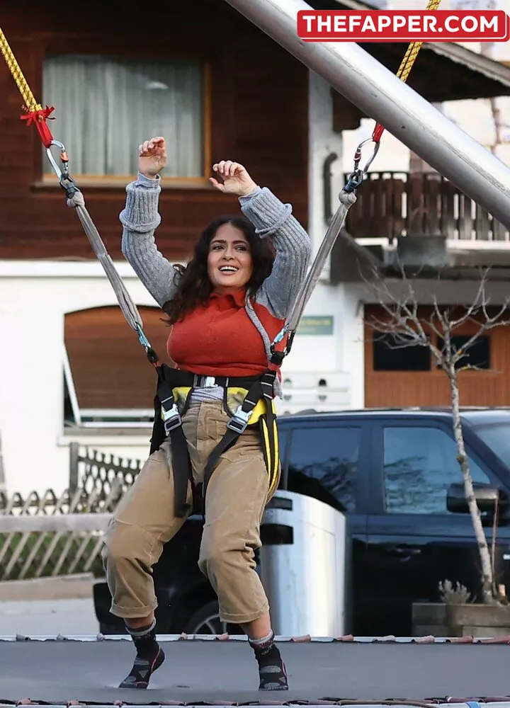 Salma Hayek  Onlyfans Leaked Nude Image #KNKFG7q8n5