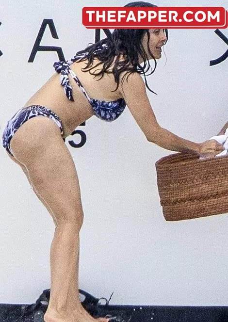Salma Hayek  Onlyfans Leaked Nude Image #NeDcxxEMPD