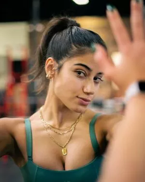 Sara Saffari Onlyfans Leaked Nude Image #o0mtcrbvh3