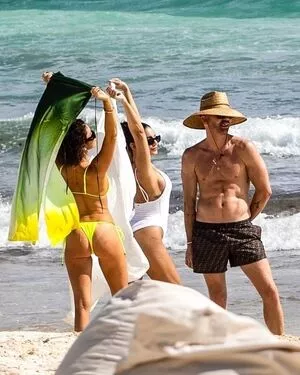 Sarah Hyland Onlyfans Leaked Nude Image #pdN89yYSl6