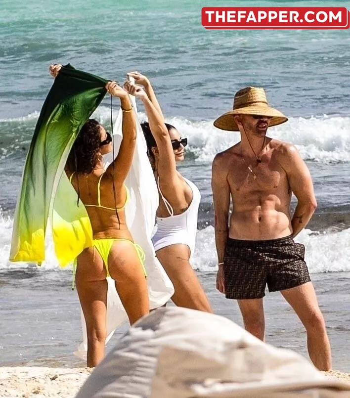 Sarah Hyland  Onlyfans Leaked Nude Image #pdN89yYSl6