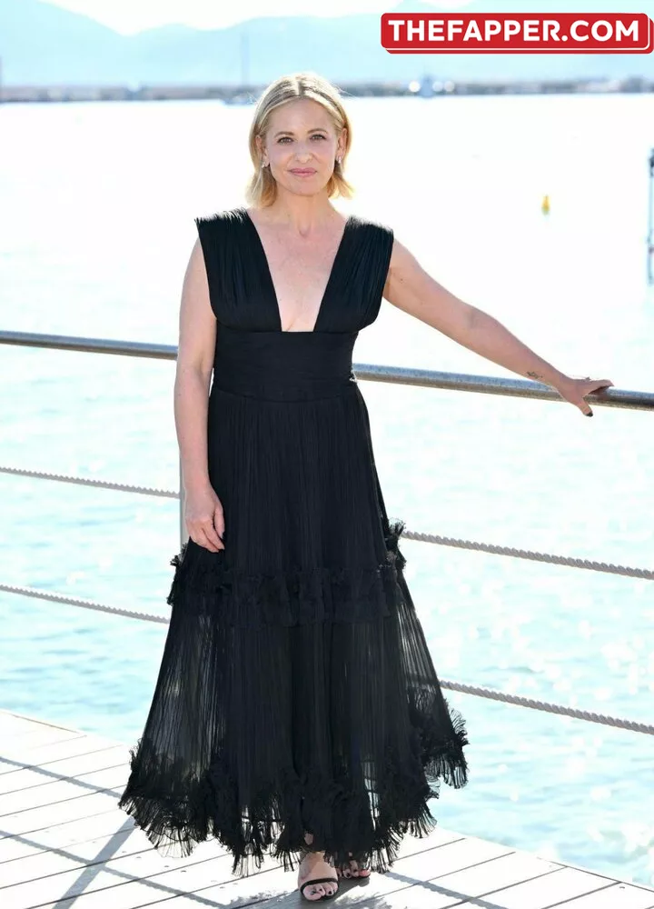 Sarah Michelle Gellar  Onlyfans Leaked Nude Image #516AACF4b1