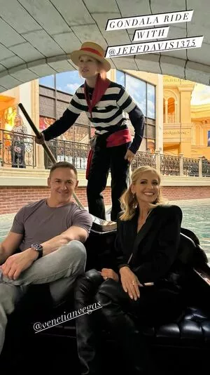 Sarah Michelle Gellar #TWO4WVQQDm