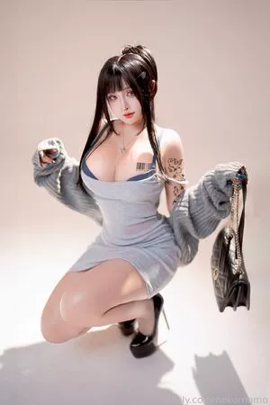 Sayo Momo #6A5DfaYFeE