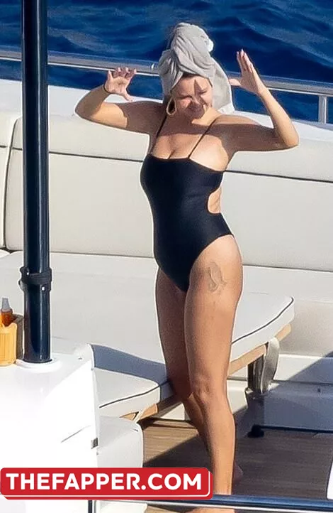 Selena Gomez  Onlyfans Leaked Nude Image #6ehQ8zXTEM
