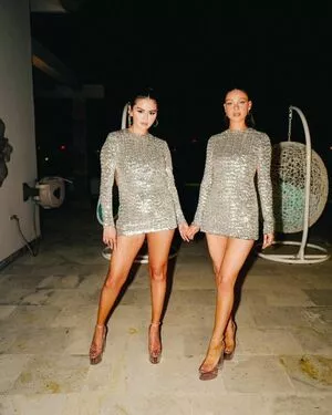 Selena Gomez Onlyfans Leaked Nude Image #CdtDVQ5Y5V