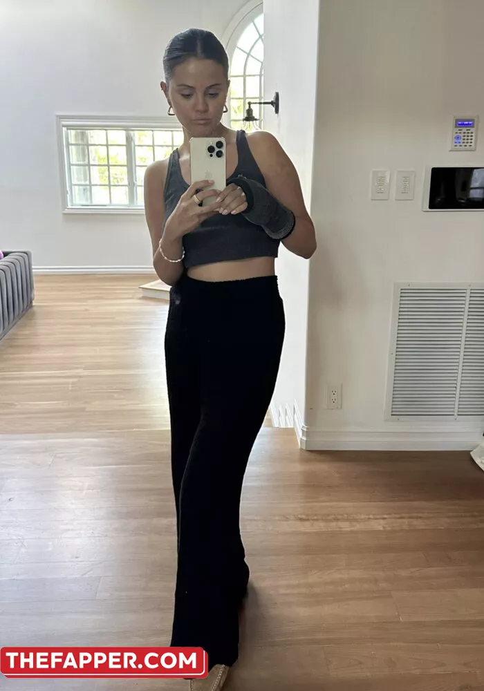 Selena Gomez  Onlyfans Leaked Nude Image #PCAazsRwi0