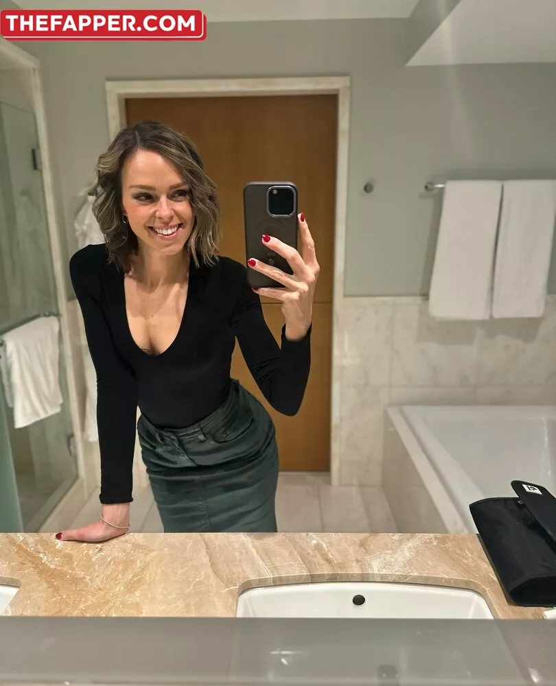Serenitycox  Onlyfans Leaked Nude Image #NLNHgaVU36