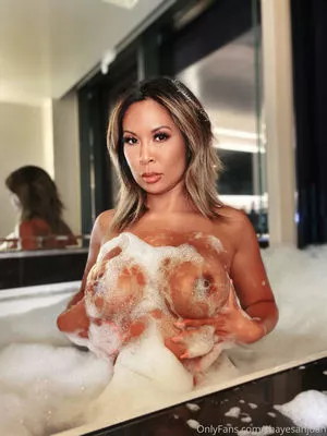 Shayesanjuan Onlyfans Leaked Nude Image #7iirlmd3u0