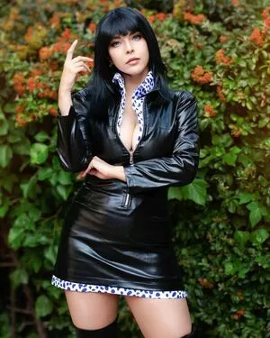 Shermie Cosplay #dVSkoVXgoE