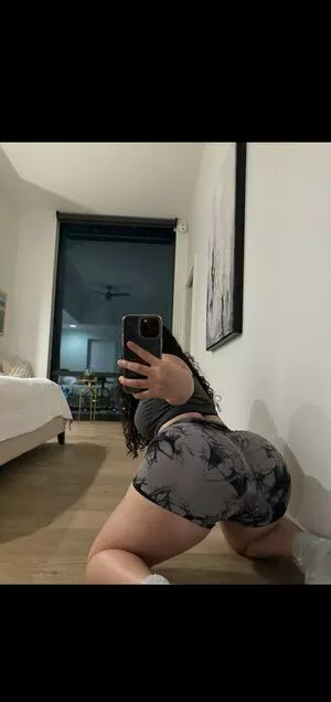 Siarly OnlyFans Leak IIcuITUo4U