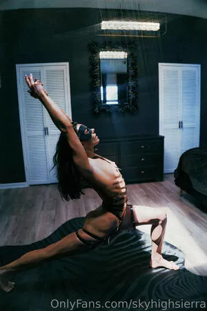 Skyhighsierra Onlyfans Leaked Nude Image #fKlmBOaks8