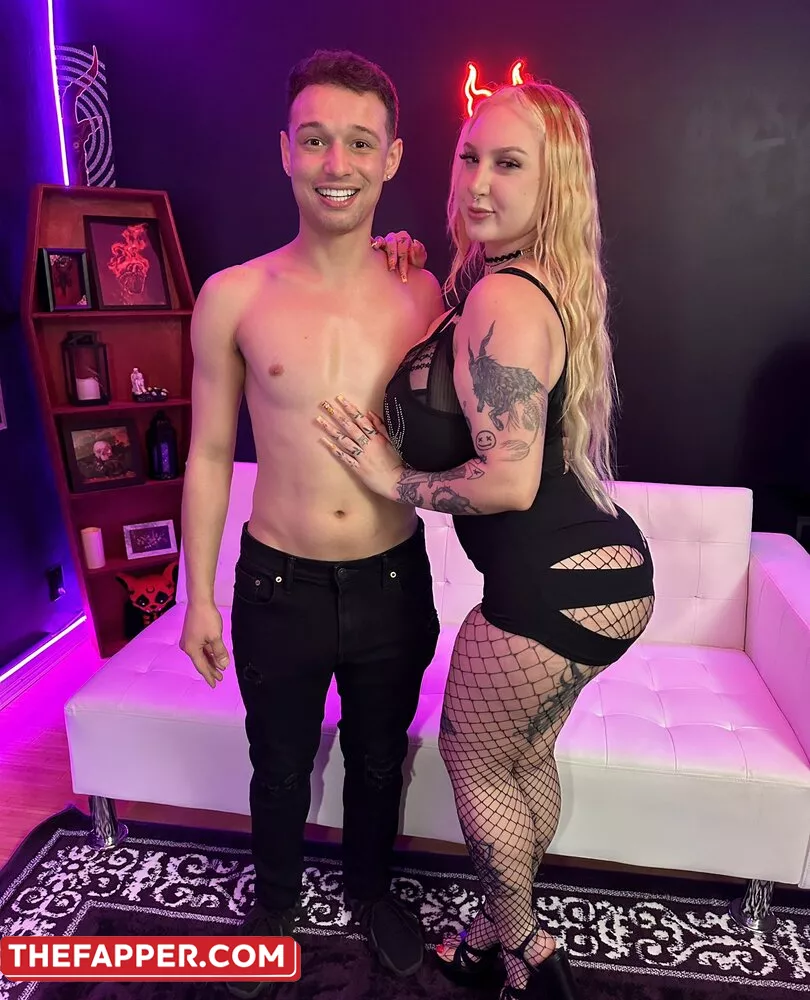 Skylar Vox  Onlyfans Leaked Nude Image #CNK6KRSoY6