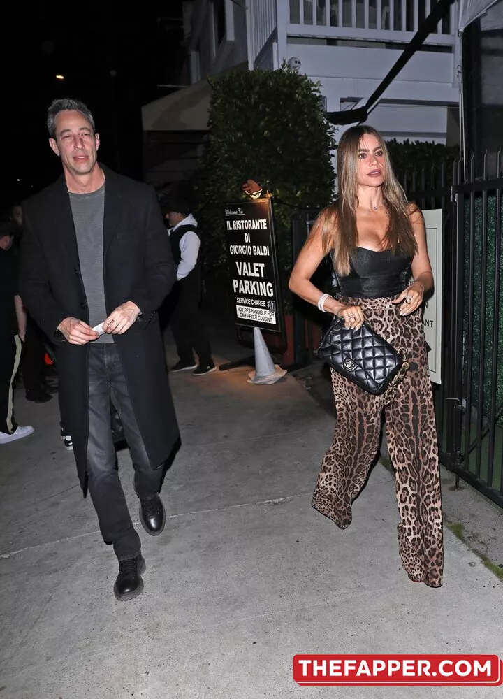 Sofia Vergara  Onlyfans Leaked Nude Image #gVQtu17pV8