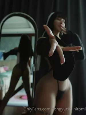 Songyuxin Hitomi Onlyfans Leaked Nude Image #vuxCzU3a0I