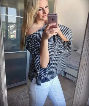 Sophie Onlyfans Leaked Nude Image #kEYJYd2Jmt