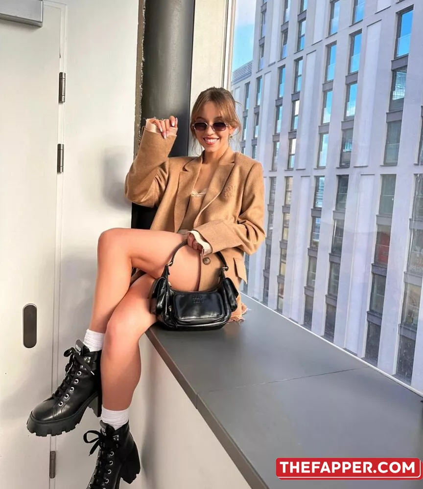 Sydney Sweeney  Onlyfans Leaked Nude Image #7HLfv3CUy4