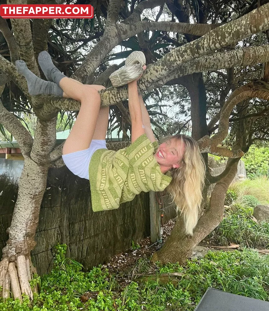 Sydney Sweeney  Onlyfans Leaked Nude Image #QNmwQvFgUm