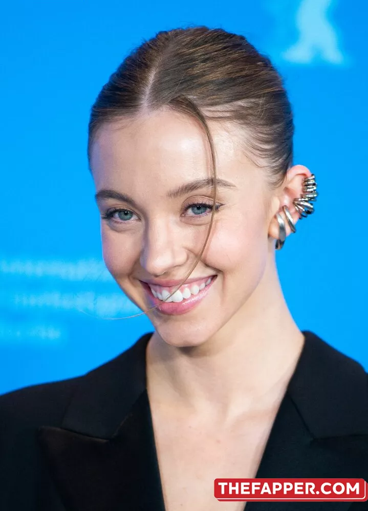 Sydney Sweeney  Onlyfans Leaked Nude Image #RaWjxtndop