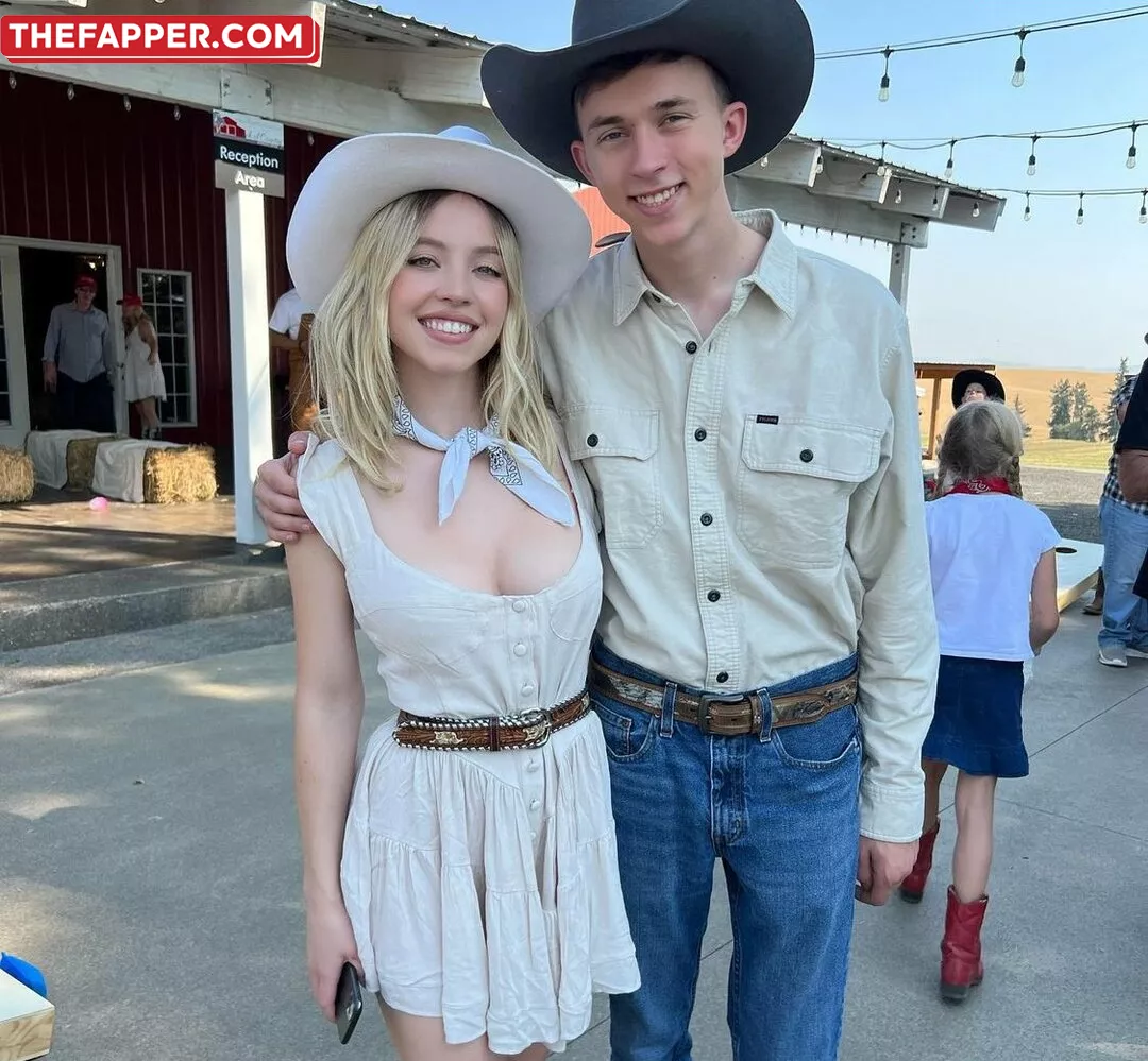 Sydney Sweeney  Onlyfans Leaked Nude Image #hvrufzATxz