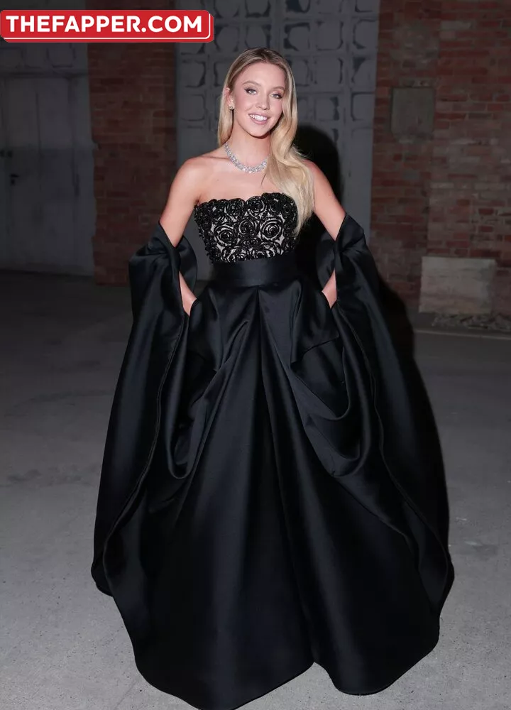 Sydney Sweeney  Onlyfans Leaked Nude Image #lKxi5hUo4K