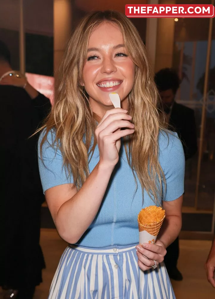 Sydney Sweeney  Onlyfans Leaked Nude Image #xrhvx5hsyO