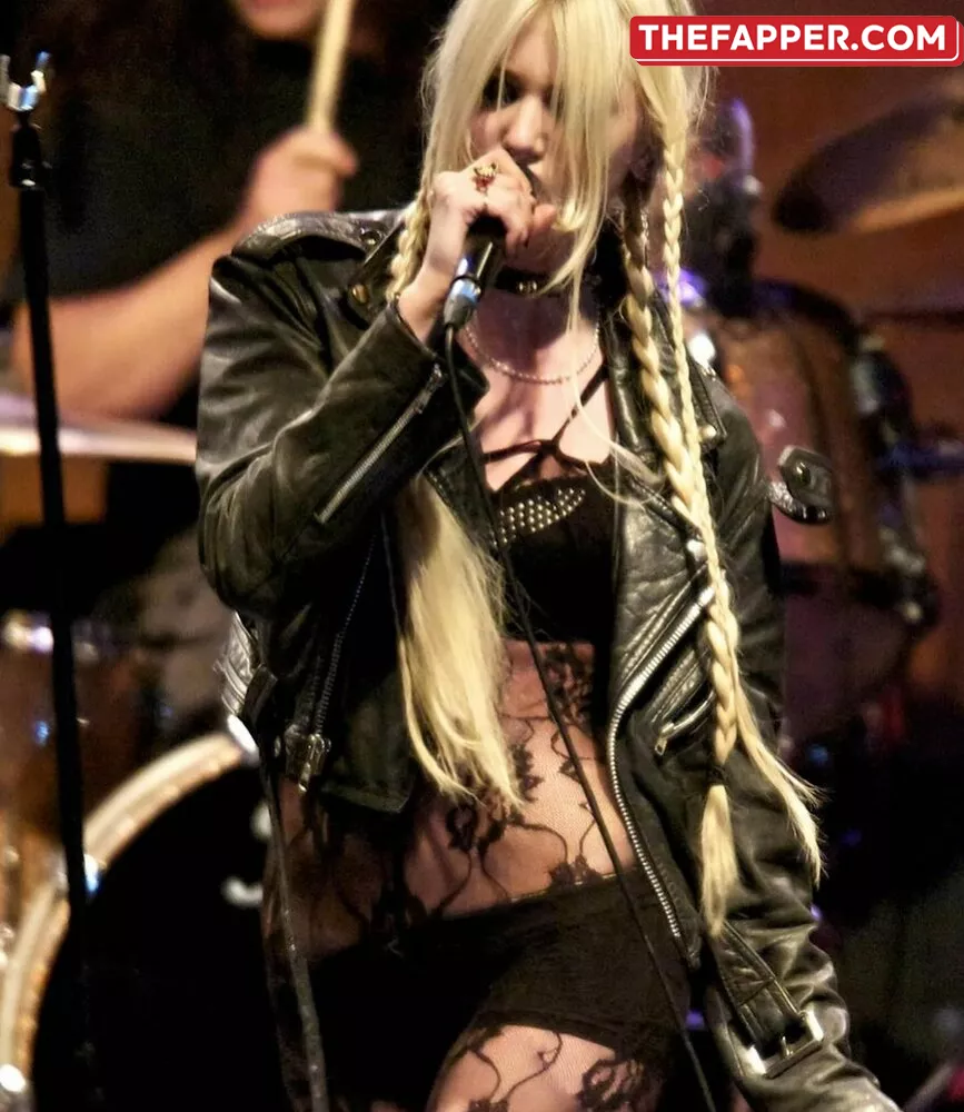 Taylor Momsen  Onlyfans Leaked Nude Image #4ofHWiJiZS