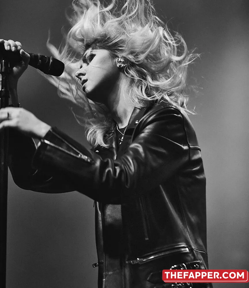 Taylor Momsen  Onlyfans Leaked Nude Image #565Zys7WPA