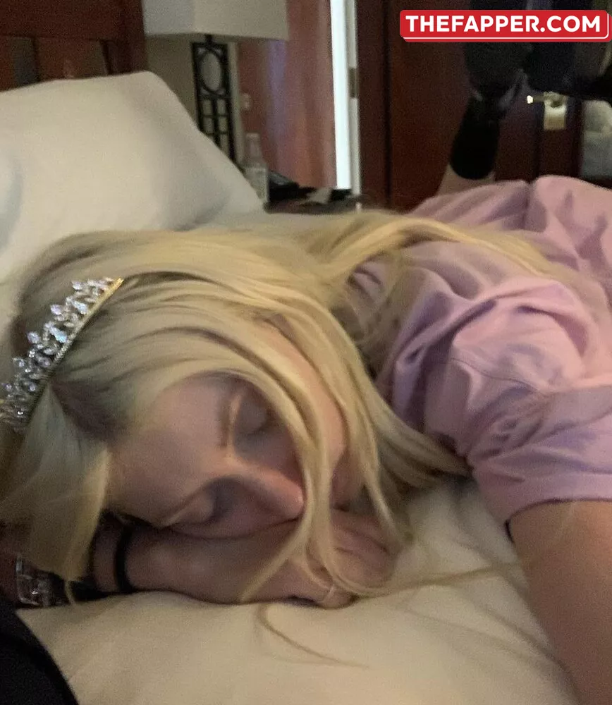 Taylor Momsen  Onlyfans Leaked Nude Image #B49glr0yIJ