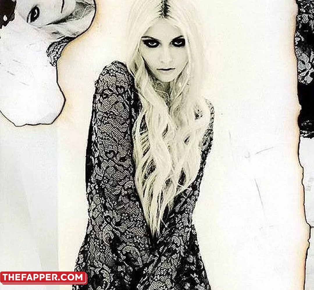 Taylor Momsen  Onlyfans Leaked Nude Image #V7M77p49q4