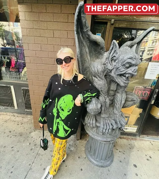 Taylor Momsen  Onlyfans Leaked Nude Image #VJoRllgLAY