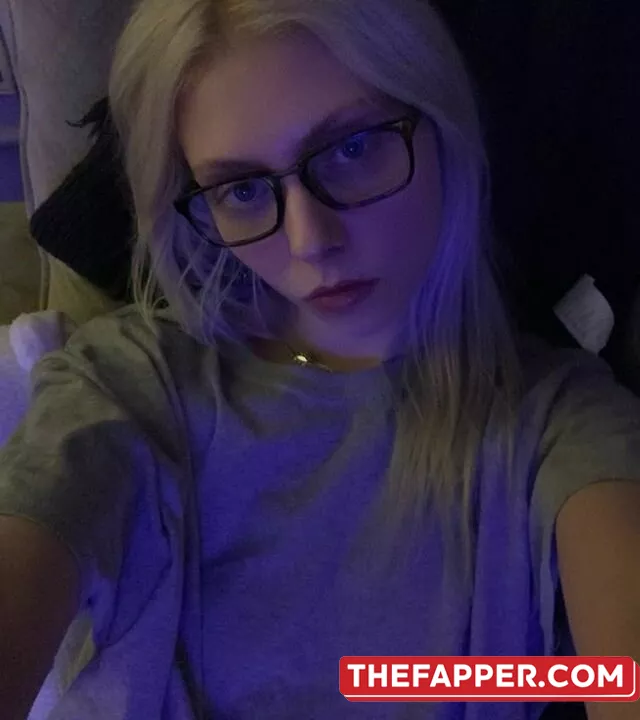 Taylor Momsen  Onlyfans Leaked Nude Image #bzWNl0b9No