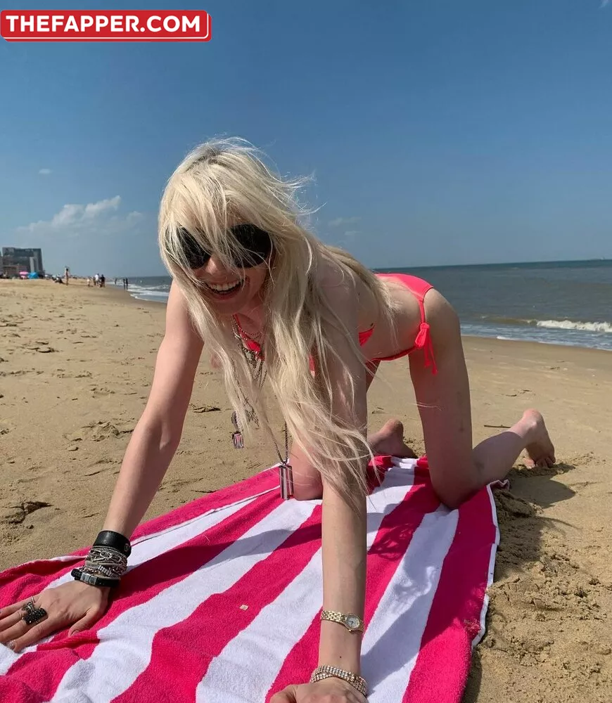 Taylor Momsen  Onlyfans Leaked Nude Image #fAbZttdn7y