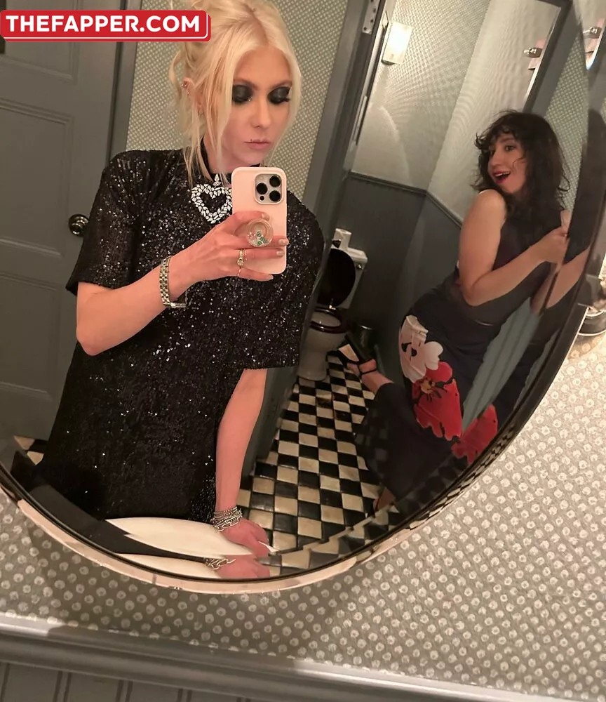 Taylor Momsen  Onlyfans Leaked Nude Image #iAtDgd923W