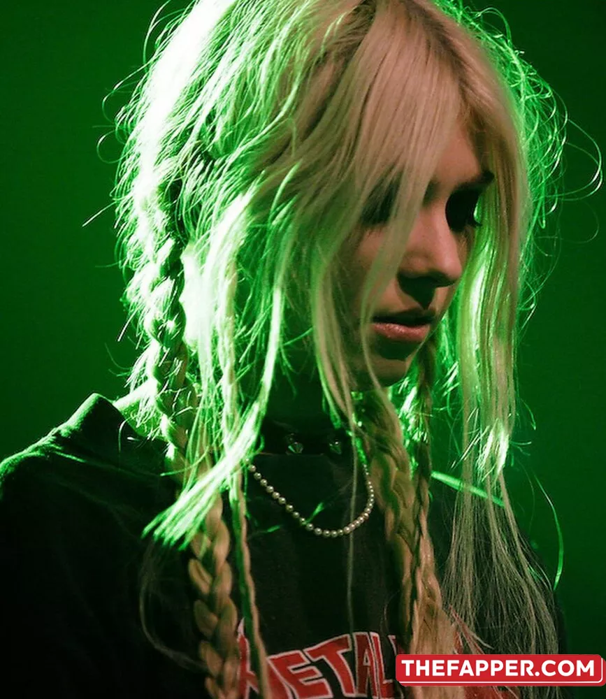 Taylor Momsen  Onlyfans Leaked Nude Image #iNnmN2dJLL