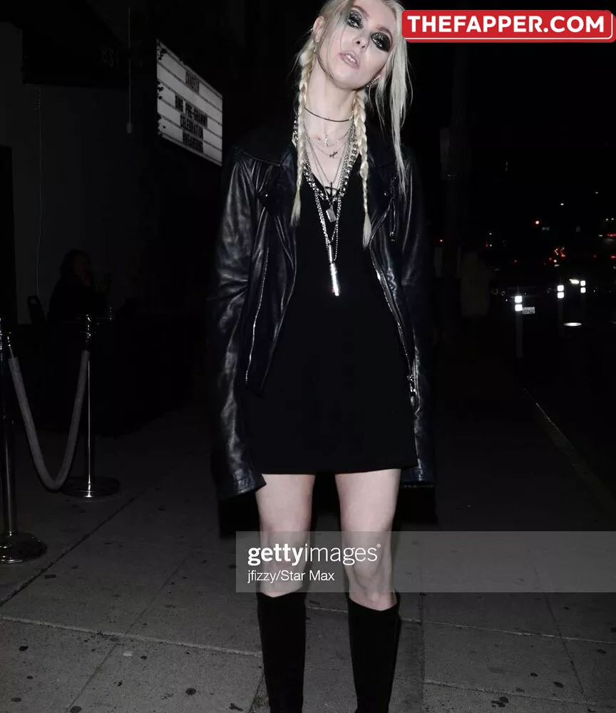 Taylor Momsen  Onlyfans Leaked Nude Image #igDtNdSqyu