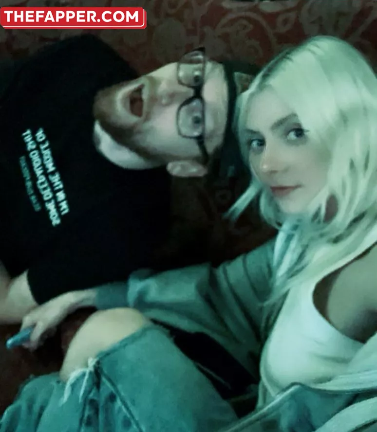 Taylor Momsen  Onlyfans Leaked Nude Image #mCa8FZxA0T