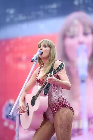 Taylor Swift #0LgHZgeLxX