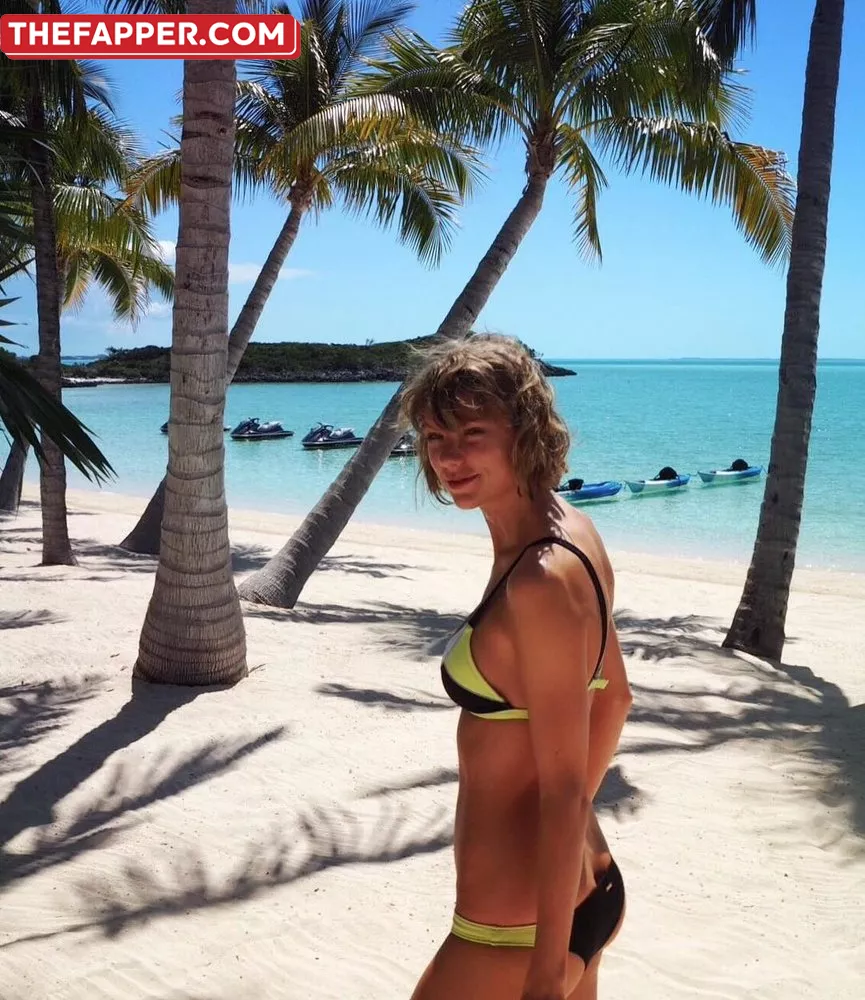 Taylor Swift  Onlyfans Leaked Nude Image #3lUQ0peVHw