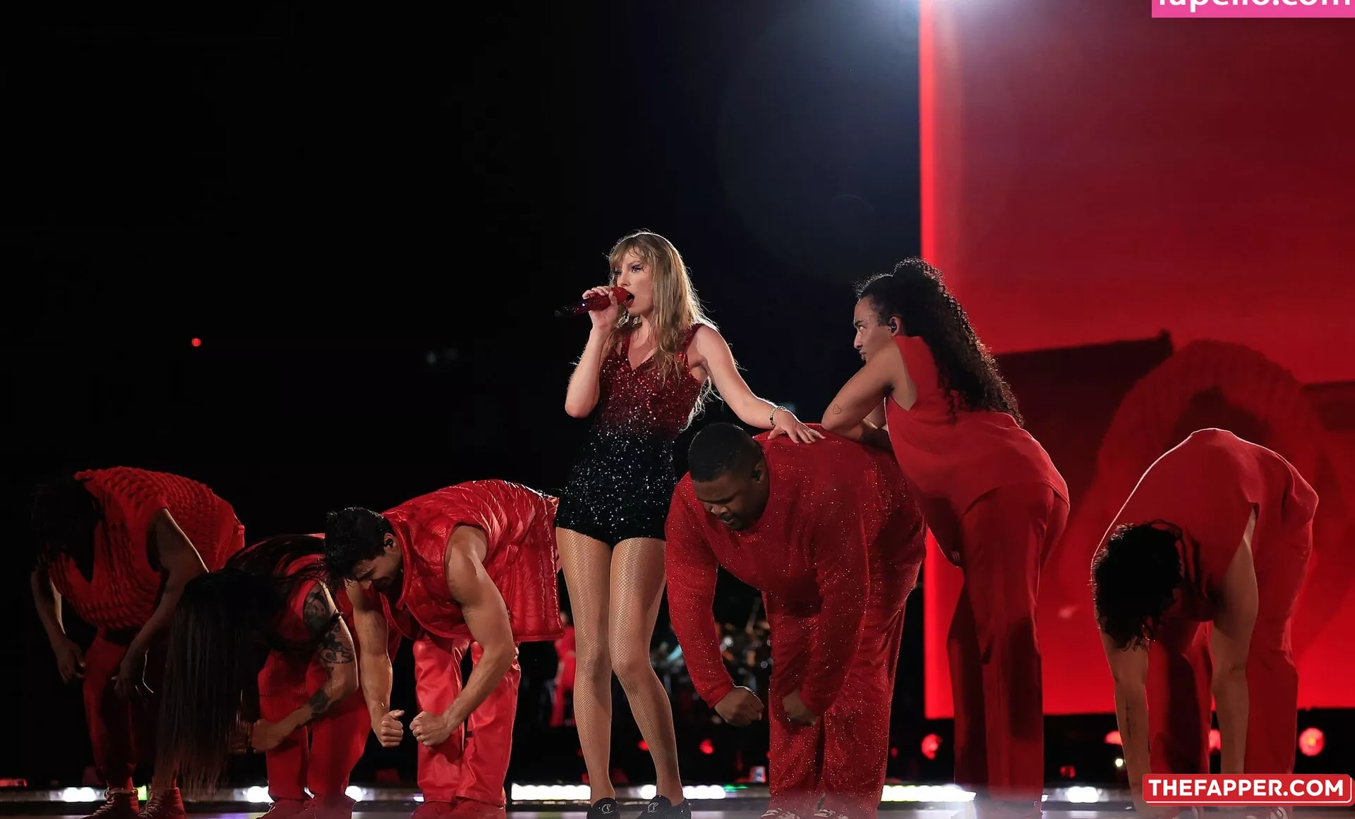 Taylor Swift  Onlyfans Leaked Nude Image #4kzn856pOw