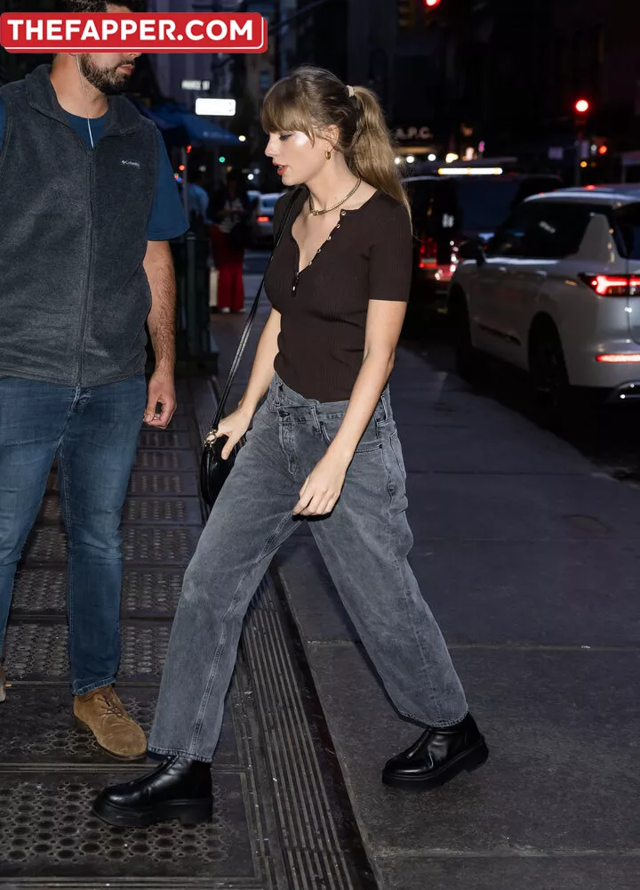 Taylor Swift  Onlyfans Leaked Nude Image #6VHvdA3gkx