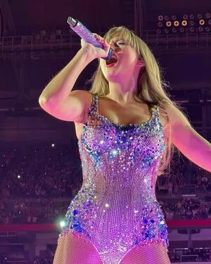 Taylor Swift Onlyfans Leaked Nude Image #9TVtSmwY5r