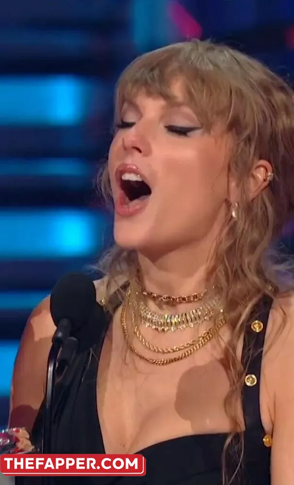 Taylor Swift  Onlyfans Leaked Nude Image #KrCVDH8LuV