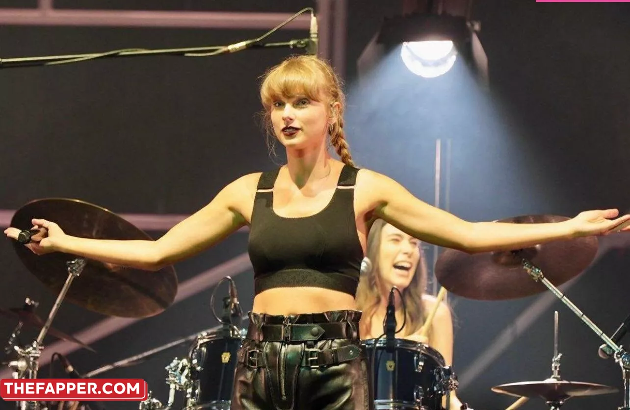 Taylor Swift  Onlyfans Leaked Nude Image #SWPm6Ppi71